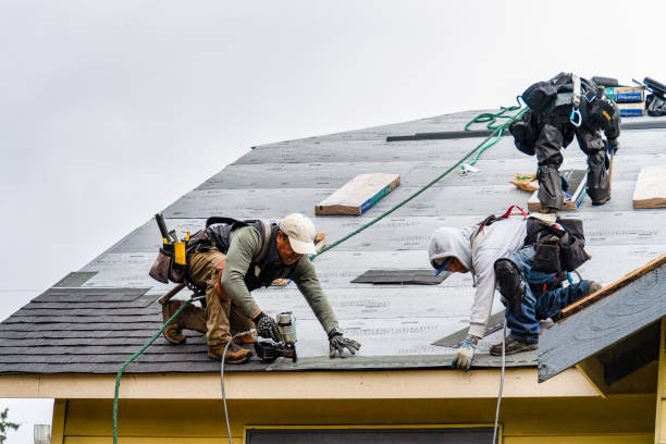 Professional Gutter Installation technician working in Hudson, CO